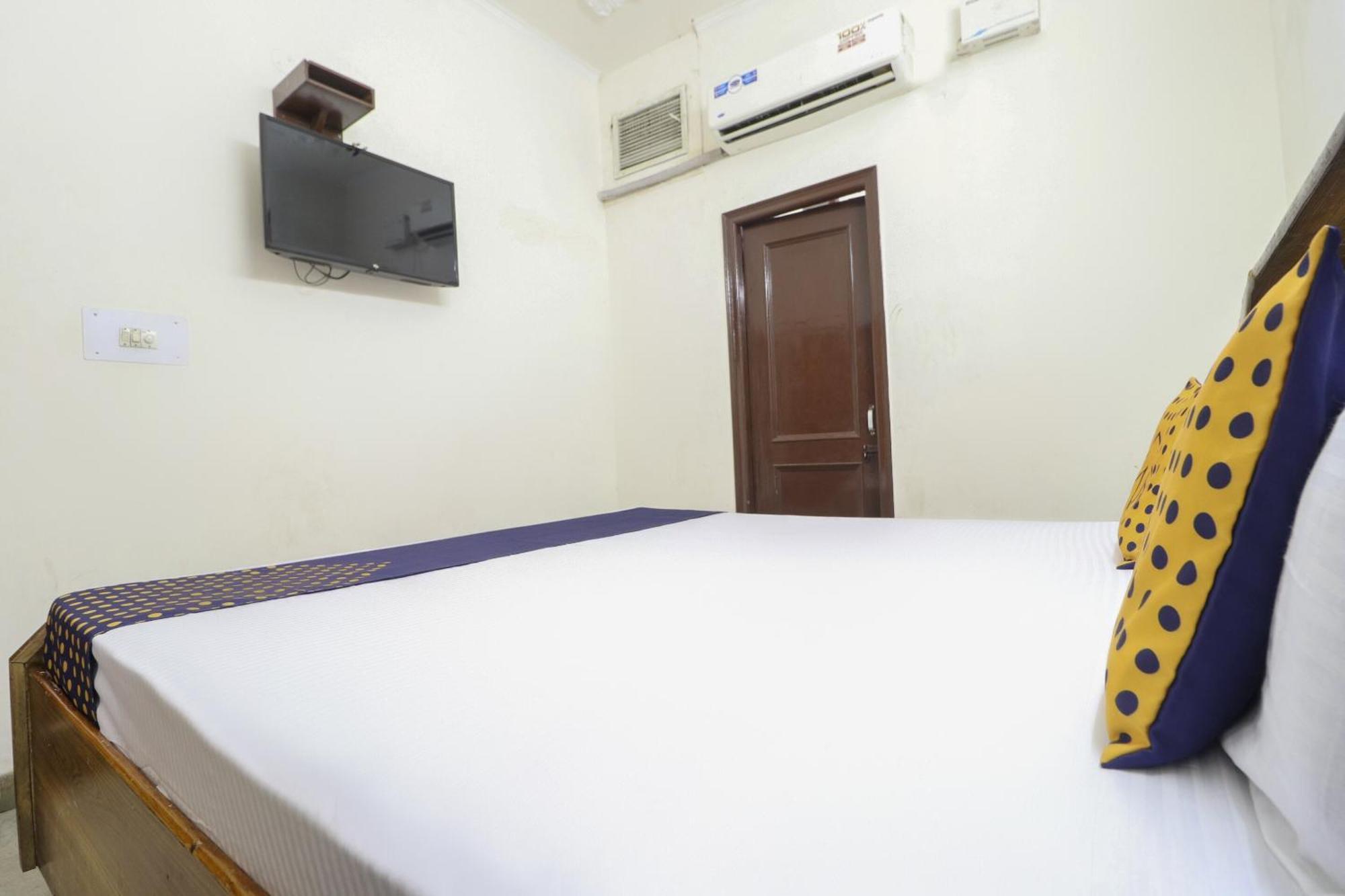 Spot On Motel Haryana Chandīgarh Екстериор снимка